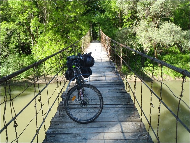 Jarná cesta okolo Slovenska